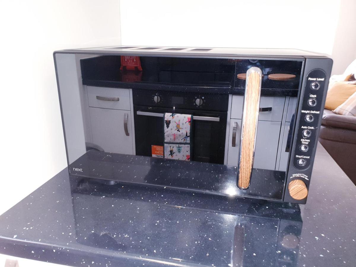 Luxury 1 Bed Close To Town Centre With Free Parking Southend-on-Sea Eksteriør billede