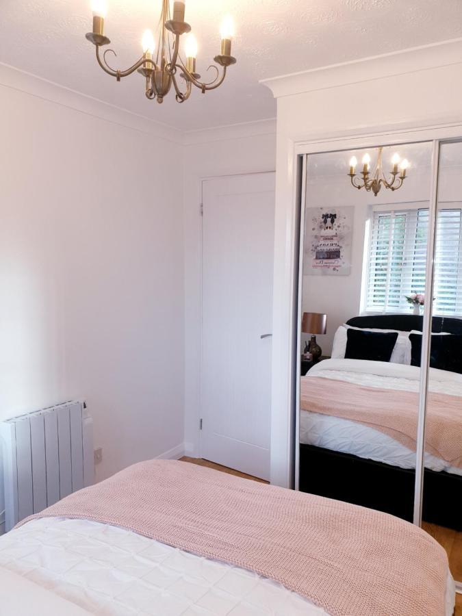 Luxury 1 Bed Close To Town Centre With Free Parking Southend-on-Sea Eksteriør billede